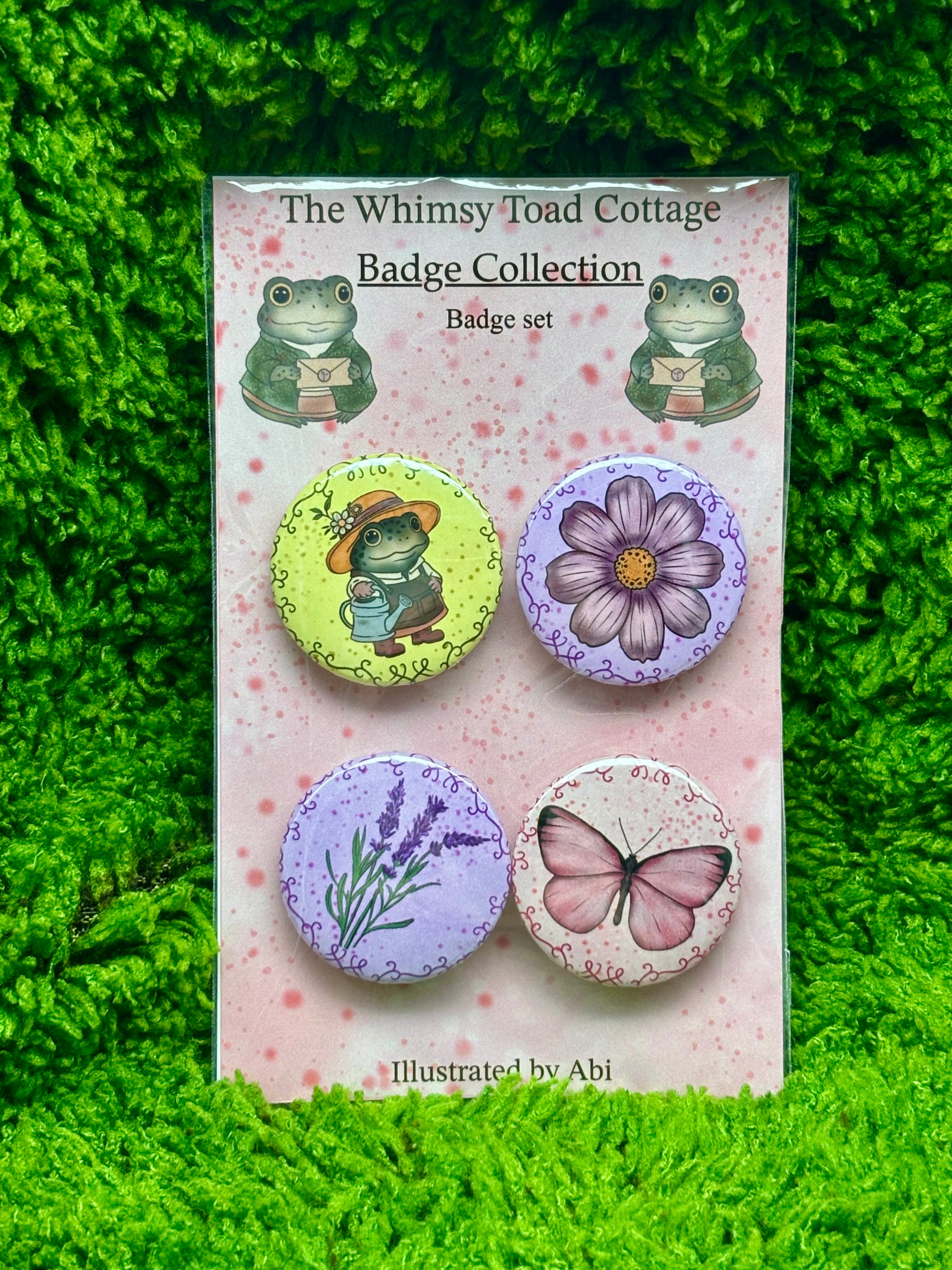 Badges - Small 4 pack