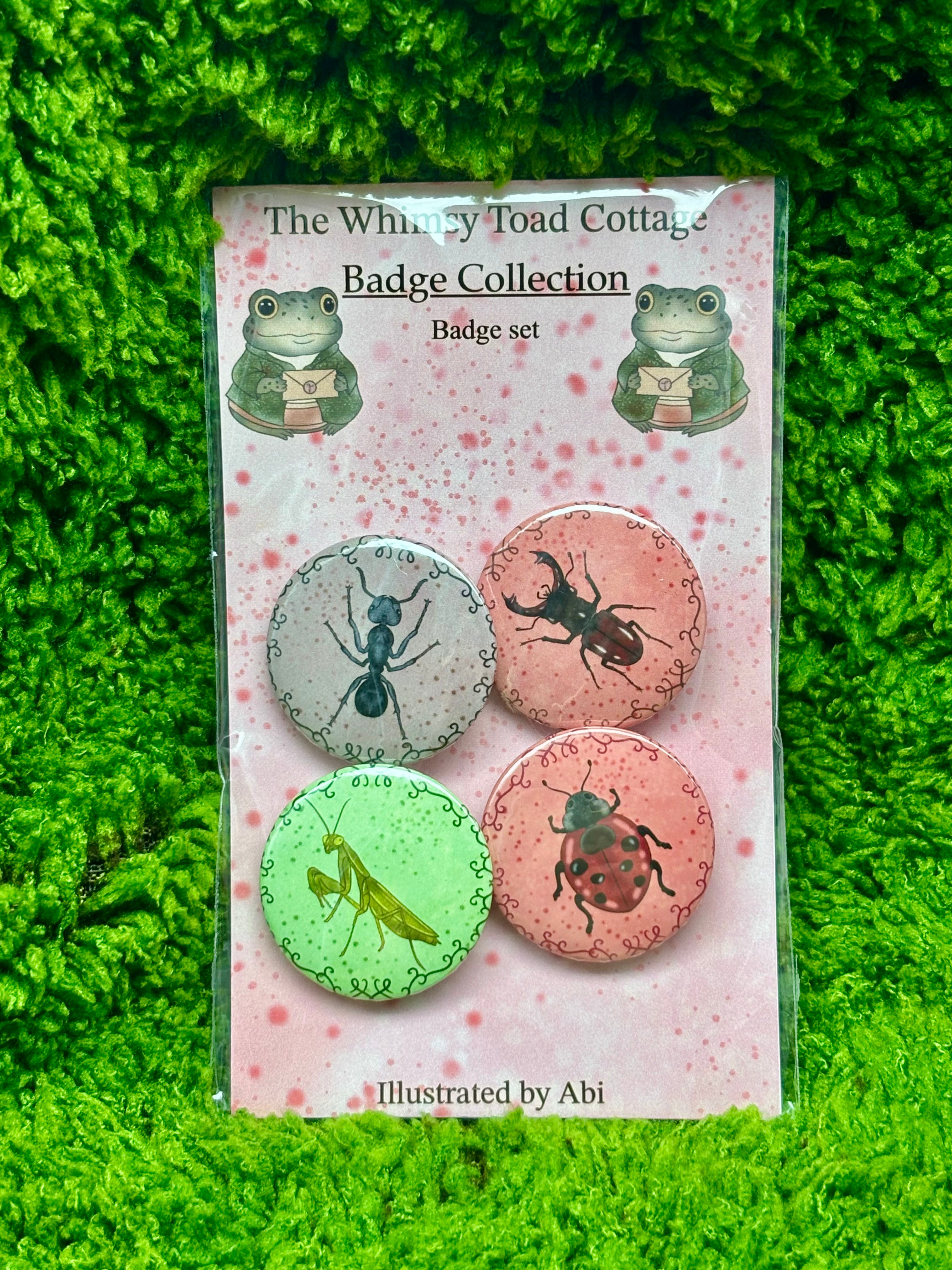 Badges - Small 4 pack