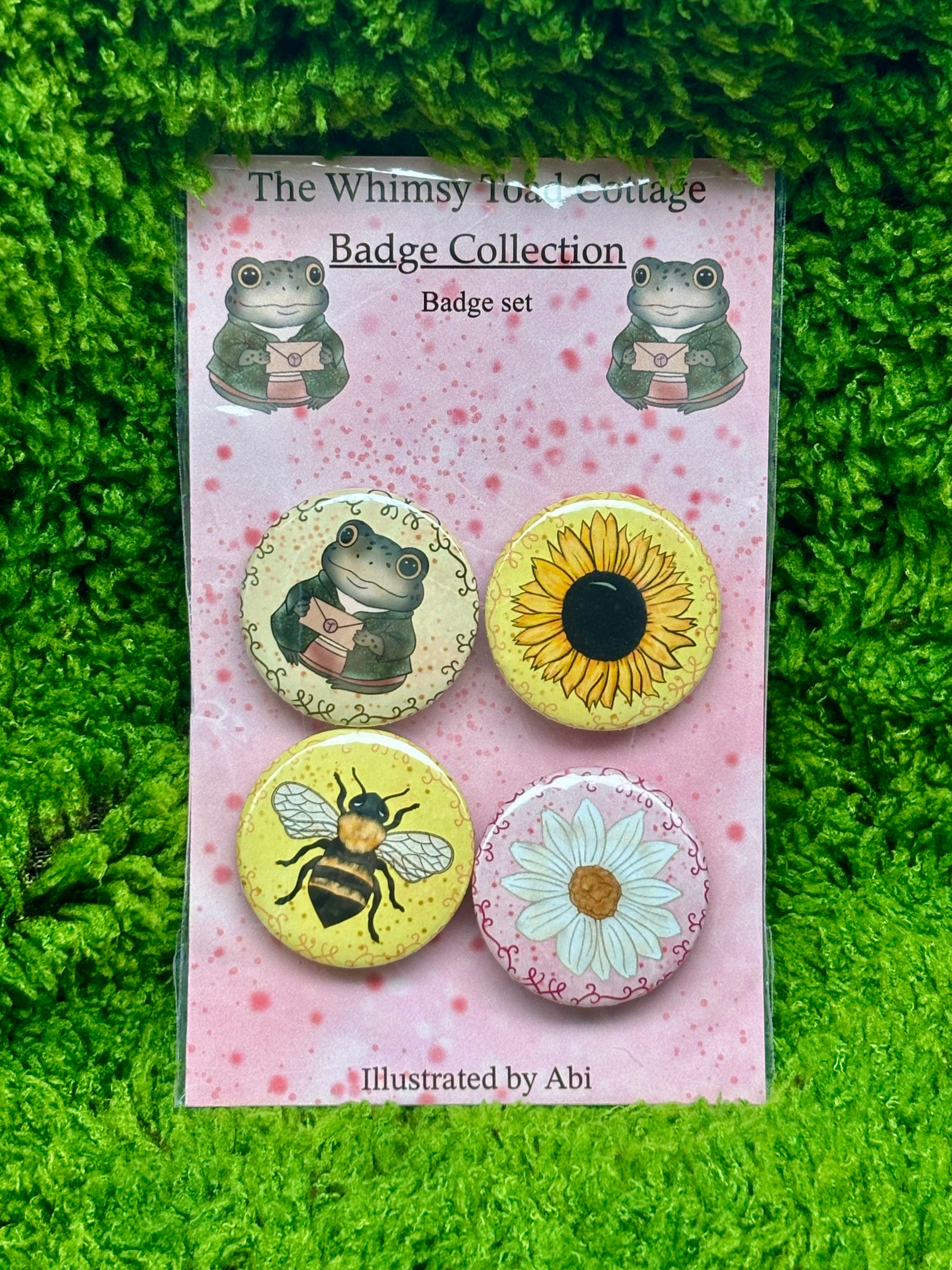 Badges - Small 4 pack